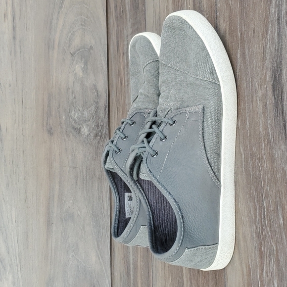 Toms Mens keds sneakers shoes sz 9.5 - Picture 2 of 12